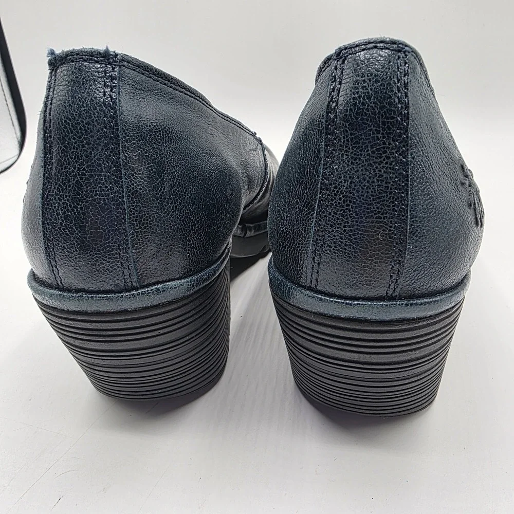 Fly London WALO988FLY Pumps SZ 11 Blue Teal Leather Chunky Heel Comfort Lug Sole